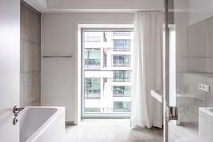 Fantastische Aussicht trifft moderne Wohnatmosphäre: Großzügige 2-Zimmer Wohnung – Dovenfleet 1D, 20457 Hamburg-Altstadt, Hamburg – Vorschaubild 5