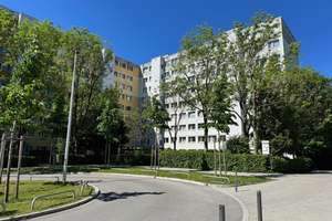 Kernsanierte 3 Zimmer EG Wohnung mit Terrasse in München Perlach – Strehleranger 11, 81735 Neuperlach, München – Vorschaubild 4