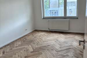 Sanierte, helle 2-Zimmer-Wohnung mit moderner Einbauküche und Balkon – Münsterstraße 279, 40470 Düsseltal, Düsseldorf – Vorschaubild 4