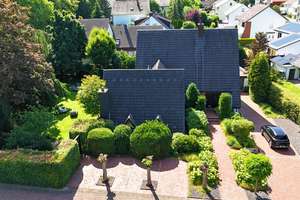 Ikonisches A-Frame-Architektenhaus von Hans-Wilhelm Bökamp | Sauna | 13,6-kWp-PV-Anlage & Energiekla – Die vollständige Adresse der Immobilie erhältst du vom Anbieter., 32584 Löhne – Vorschaubild 19