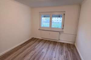 Helle 4-Zimmer Wohnung in Berlin-Neu-Hohenschönhausen – Grevesmühlener Straße 57, 13059 Neu-Hohenschönhausen, Berlin – Vorschaubild 3
