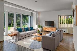Außergewöhnliches Wohnen mit Fernblick im Haus-im-Haus-Stil - mit Terrassen, Garten & Doppelgarage – Die vollständige Adresse der Immobilie erhältst du vom Anbieter., 61267 Neu-Anspach – Vorschaubild 6