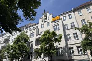 Charmante Altbauwohnung mit historischer Eleganz im Güntzel Kiez - bezugsfrei – Die vollständige Adresse der Immobilie erhältst du vom Anbieter., 10717 Wilmersdorf, Berlin – Vorschaubild 1
