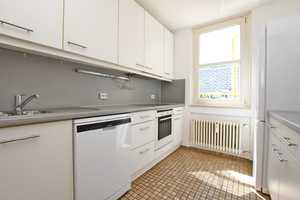 AIGNER - Großzügige 3-Zimmer Wohnung mit zwei Balkonen in Bogenhausen – München – Vorschaubild 8