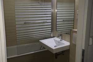 Top renovierte Wohnung mit Einbauküche. – Annaberger Str. 36, 9111 Zentrum, Chemnitz – Vorschaubild 5