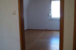 Handwerker aufgepasst! Einfamilienhaus mit Potential in Ludwigshafen-Oppau/Bieterverfahren ab 200000 – Die vollständige Adresse der Immobilie erhältst du vom Anbieter., 67069 Oppau, Ludwigshafen am Rhein – Vorschaubild 10