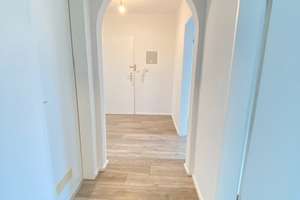 Freilassing: 3-Zi.-Wohnung mit Bergblick & perfekter Bahnanbindung. – Reichenhaller Straße 11, 83395 Freilassing – Vorschaubild 11