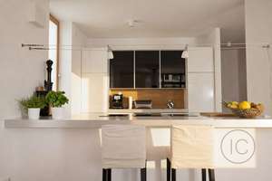 Haus in Haus, direkt am Waldrand mit großzügigem Garten in einem 2-Familienhaus