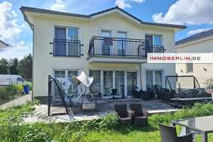 IMMOBERLIN.DE - Modernes villenartiges Einfamilienhaus mit Wohlfühlgarten in beliebter Lage – Dahme-Spreewald (Kreis) – Vorschaubild 3