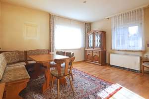 Einfamilienhaus mit Garten und Garage – Die vollständige Adresse der Immobilie erhältst du vom Anbieter., 71394 Kernen im Remstal – Vorschaubild 2