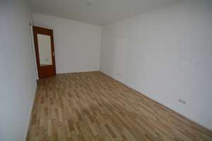 Großzügige 2-Zimmer-Erdgeschosswohnung mit Südterrasse und Tiefgaragenstellplatz – Die vollständige Adresse der Immobilie erhältst du vom Anbieter., 22143 Rahlstedt, Hamburg – Vorschaubild 5
