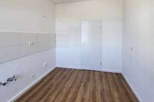 **Traumhafte  Dachterrasse**3-Raumwohnung + Tageslichtbad + Einbauküche als Option! – 39112 Sudenburg, Magdeburg – Vorschaubild 12