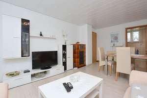 Schöne,helle 2,5 Zimmerwohnung mit Balkon von Privat zu verkaufen – Triebweg 27, 70469 Feuerbach-Mitte, Stuttgart – Vorschaubild 15