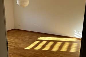 Teilmöblierte 2-Zimmer-Wohnung mit Einbauküche, Balkon und Garage in Duisburg-Huckingen – Zum Mühlkotten 3, 47259 Huckingen, Duisburg – Vorschaubild 5