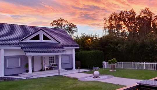 Bild von Ein repräsentatives Anwesen im Hamptons-Style im Wildpark-Niedernhausen!