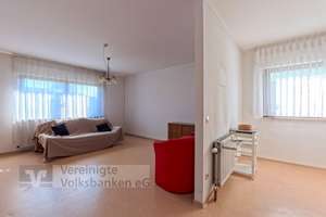 Einfamilienhaus mit ELW in sehr guter Lage mit 2 Garagen und 1 Carport – Die vollständige Adresse der Immobilie erhältst du vom Anbieter., 72766 Sondelfingen, Reutlingen – Vorschaubild 6