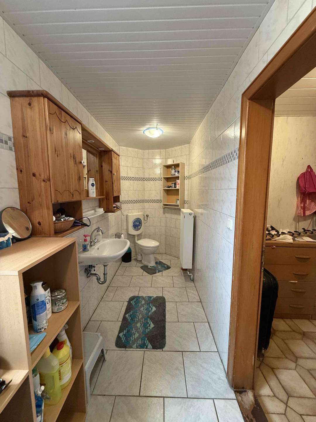 Immobilie in Südbrookmerland - Vielseitiges Wohn- und Geschäftshaus mit 3 Einheiten, kernsanierter Fleischerei & PV-Anlage - Bild 6