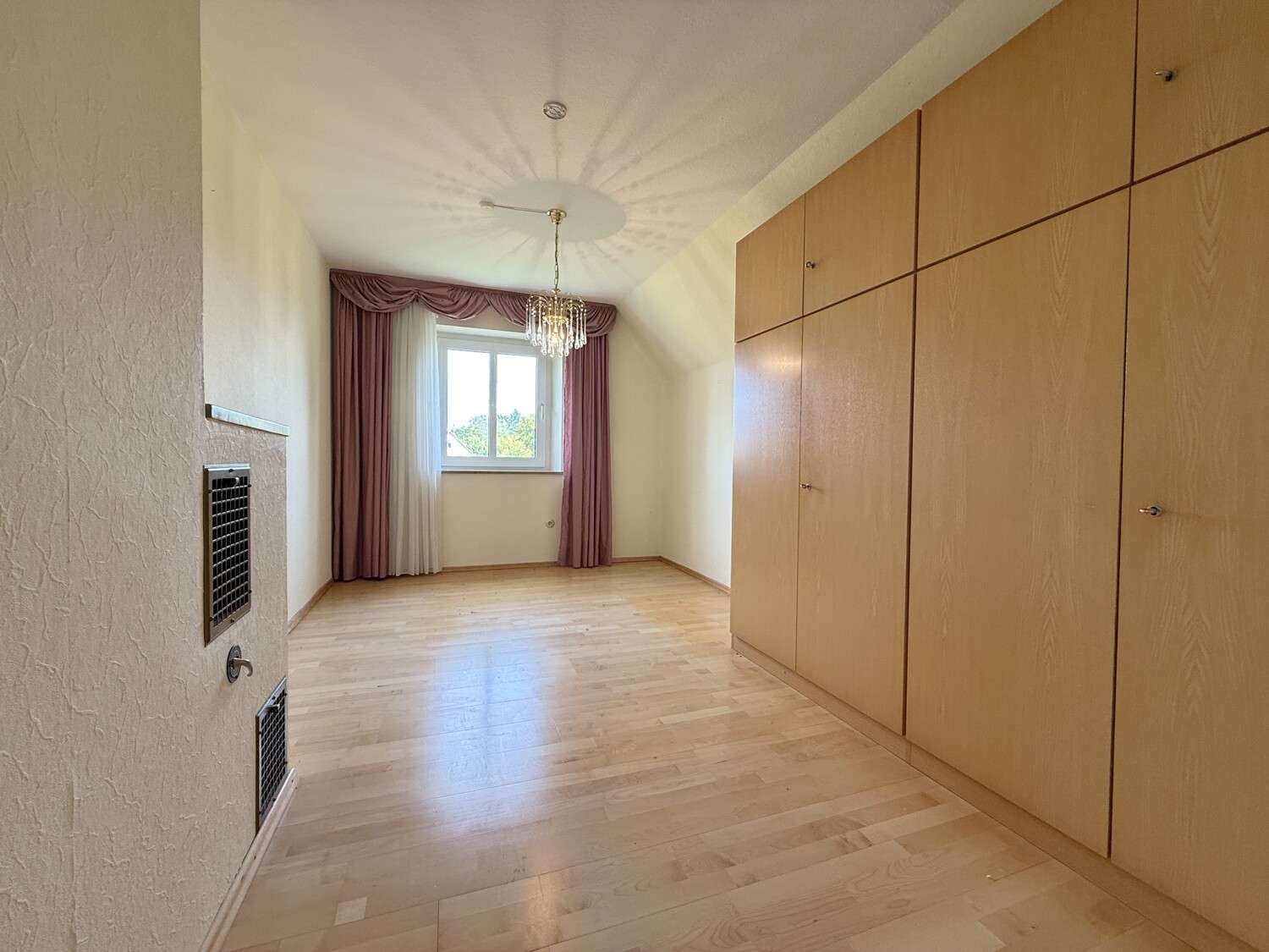 Immobilie in Tapfheim - Gepflegtes und charmantes Einfamilienhaus mit weitläufigem Garten - Bild 7