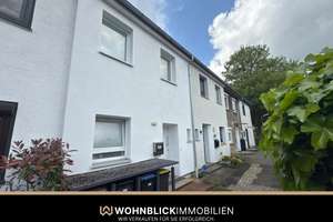 **Saniertes Reihenmittelhaus in ruhiger Lage von Blumenthal**