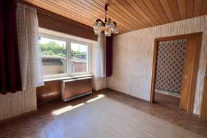Großzügiges Einfamilienhaus mit Terrasse und Rheinblick in Lorch – Rheingau-Taunus-Kreis – Vorschaubild 4