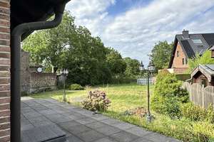 Teilmöblierte Exklusive Gartenwohnung mit EBK in Top-Rheinlage – Alt-Lörick | Direkt vom Eigentümer – Die vollständige Adresse der Immobilie erhältst du vom Anbieter., 40547 Lörick, Düsseldorf – Vorschaubild 8