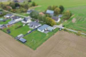 Ebenerdig wohnen in Feldrandlage: Energieeffizienter 4-Zi.-Bungalow mit großen Garten nahe Parchim – Die vollständige Adresse der Immobilie erhältst du vom Anbieter., 19372 Rom – Vorschaubild 2