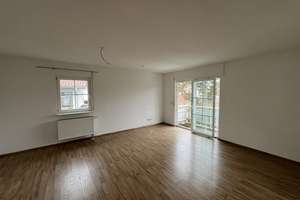 Helle 3-Zimmer Wohnung + Garten + Garage in exponierter Offenbacher Lage