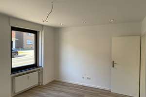 Attraktive Erdgeschoss 2,5-Zimmer-Wohnung mit Terrasse in Oberhausen Schmachtendorf – Schmachtendorfer Str. 54, 46147 Holten, Oberhausen – Vorschaubild 8
