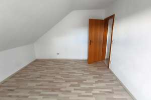 3 Zi. Wohnung (Nr. 6) im DG (2. OG) mit Balkon und Garage – Die vollständige Adresse der Immobilie erhältst du vom Anbieter., 91056 Dechsendorf Ost, Erlangen – Vorschaubild 18