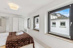 Traumhaft schöne und moderne 3 Zimmer Jugendstilwohnung in KR-Stadtmitte!! – Die vollständige Adresse der Immobilie erhältst du vom Anbieter., 47798 Stadtmitte, Krefeld – Vorschaubild 8