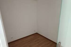 1,5-Zimmer-Wohnung mit Einbauküche, Terrasse in begrünter Hinterhauslage in der Pforzheimer Oststadt – Gymnasiumstraße 100, 75175 Oststadt, Pforzheim – Vorschaubild 7