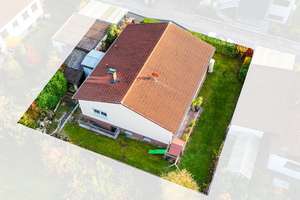 Gepflegter Bungalow mit Westterrasse in ruhiger Lage von Pyrbaum – zeitnah bezugsfrei! – Die vollständige Adresse der Immobilie erhältst du vom Anbieter., 90602 Pyrbaum – Vorschaubild 4