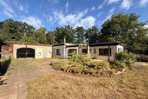 Bungalow mit traumhaften Grundstück - Erholung pur! – Die vollständige Adresse der Immobilie erhältst du vom Anbieter., 1445 Radebeul – Vorschaubild 2