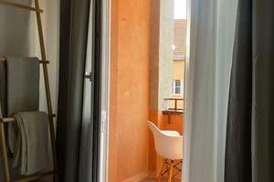 Wunderschön möblierte, frisch sanierte Wohnung in Schöneberg mit Sonnenbalkon & EBK – Traegerstr. 8, 12159 Schöneberg, Berlin – Vorschaubild 7