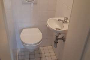 Helle, klassische Altbau Wohnung mit neuer, hochwertigen EBK und Balkon. Nähe Uferpromenade – 60594 Sachsenhausen-Nord, Frankfurt am Main – Vorschaubild 21