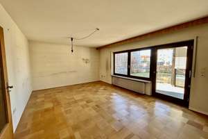 RESERVIERT - Familientraum! - Reiheneckhaus mit Potenzial in Traunstein – Die vollständige Adresse der Immobilie erhältst du vom Anbieter., 83278 Traunstein – Vorschaubild 3