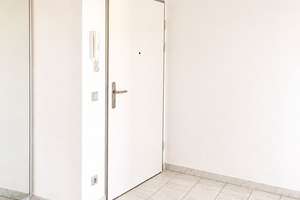 Lichtdurchflutete 3-Zimmer-Dachgeschosswohnung mit zwei Balkonen in Saarbrücken – Koßmannstraße 42, 42a, 66119 St. Arnual, Saarbrücken – Vorschaubild 2