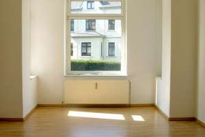 Den Sommer auf der eigenen Terrasse genießen! – Die vollständige Adresse der Immobilie erhältst du vom Anbieter., 44879 Linden, Bochum – Vorschaubild 2