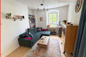Kleines Juwel in der Altstadt – Helle 1-Zi-Whg mit Blick auf den Herrenpark in der Lederergasse – Die vollständige Adresse der Immobilie erhältst du vom Anbieter., 93047 Innenstadt, Regensburg – Vorschaubild 2