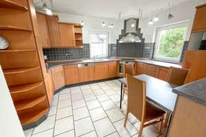 Großzügiges Einfamilienhaus mit Einliegerwohnung, Doppelgarage und Traumgrundstück in Illerich – Die vollständige Adresse der Immobilie erhältst du vom Anbieter., 56814 Illerich – Vorschaubild 3