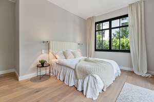 Hausgefühl auf einer Ebene – exklusive Obergeschosswohnung in bester Lage – Die vollständige Adresse der Immobilie erhältst du vom Anbieter., 22587 Blankenese, Hamburg – Vorschaubild 5