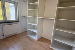 Neuwertige 5-Zimmer Doppelhaushälfte mit Garage und großem Garten in Oberursel (Taunus) – Pfingstweidstraße 53, 61440 Oberursel (Taunus) – Vorschaubild 12
