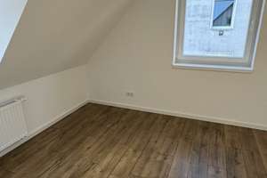 Frisch sanierte Dachgeschosswohnung mit 76 m² Wohnfläche – Nordstraße 18, 42105 Elberfeld, Wuppertal – Vorschaubild 11