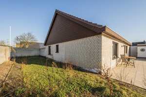 Wohnen auf einer Ebene mit großem Garten – Neuss (Rhein-Kreis) – Vorschaubild 6