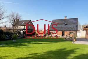 Freistehendes Wohnhaus mit riesigem Grundstück & moderner Technik!