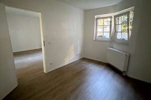 Kern Sanierte Erdgeschosswohnung mit große Küche und großer Bad – Hohenstaufen Straße 19, 51149 Gremberghoven, Köln – Vorschaubild 4