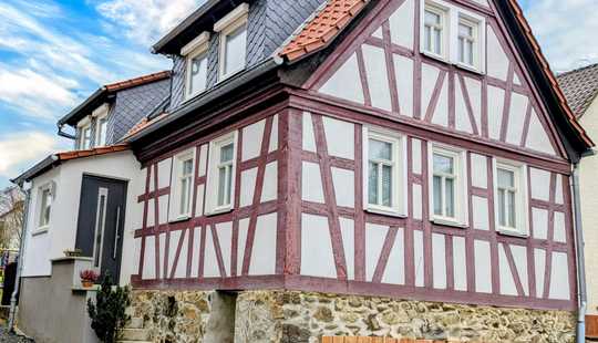 Bild von Neu aufgebautes Fachwerkhaus mit der zusätzlichen Option auf zwei Baugrundstücke