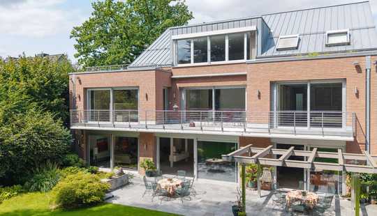 Bild von Besondere Unternehmer-Villa mit altem Baumbestand im Ostviertel von Göttingen