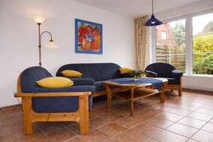 Charmantes Ferienhaus in Dangast -4 Zimmer, Terrasse, Stellplatz, strandnah – Hollwert 33b, 26316 Varel – Vorschaubild 3