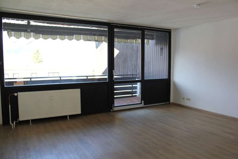 Immobilie in Schliersee - ___Großzügige WOHNUNG in bevorzugter Wohnlage mit SEEBLICK___ - Bild 4